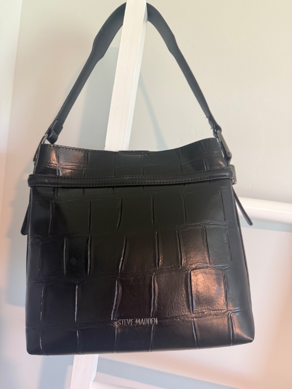 Steve Madden Black Leather Shoulder Bag - Picture 3 of 8